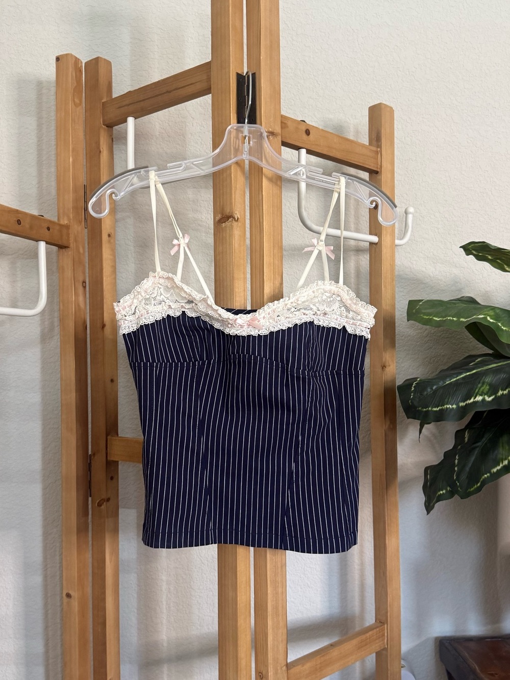 Kimchi Blue Lexi Navy Pinstripe Lace Trim Bow Cami – Size S